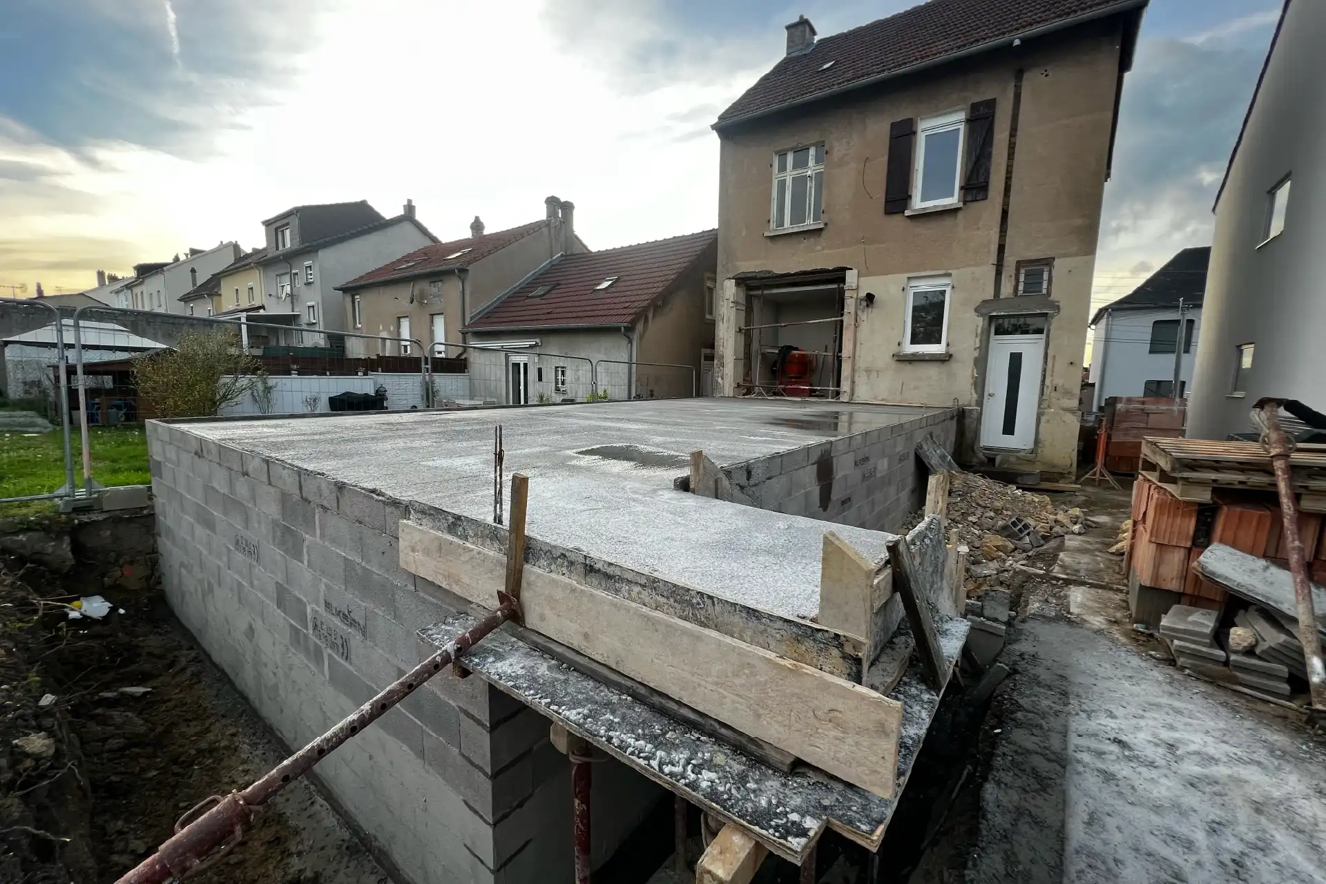 Extension, dalle béton