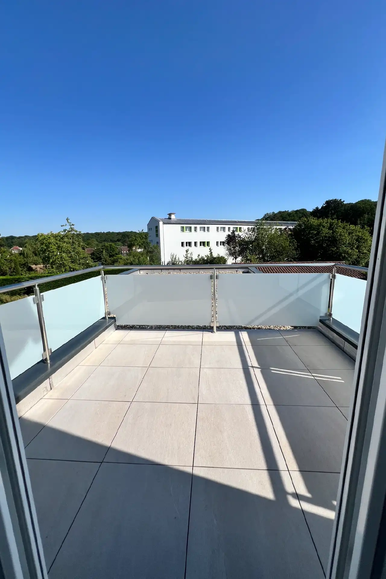 Rénovation appartement - création terrasse, toit plat, dalle sur plot, garde-corps en verre